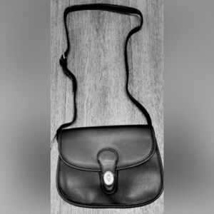 Everyday Essential Black Crossbody Bag•Tons of Space & Organization• NWT